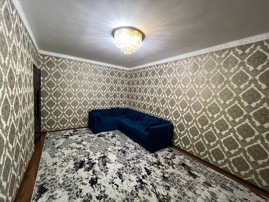 Сдаётся 2х комнатная квартира 
C обстановкой 
В горде Алмалыке