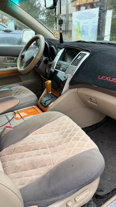 Продам лексус 350