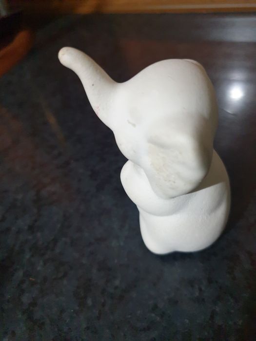 Порцеланови слончета.