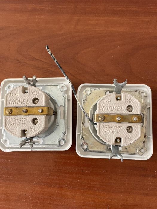 Контакт единичка