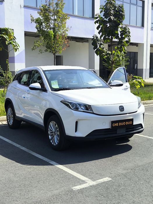 Dongfeng LanDianE3 elektromobil