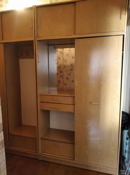 Шкаф для прихожей