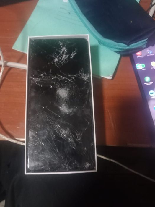 Самсунг а 71 продам