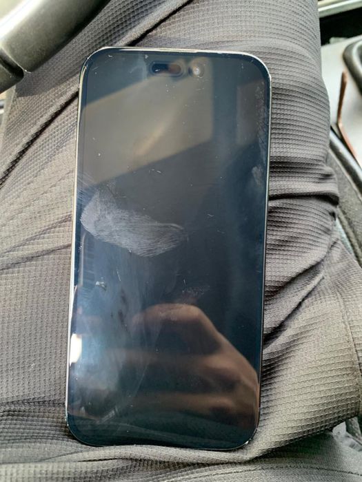 Продам айфон 15