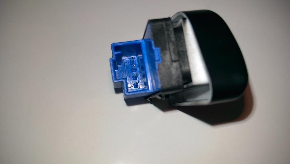 Buton inchidere centralizata blocare incuiere usi pentru VW Passat B6