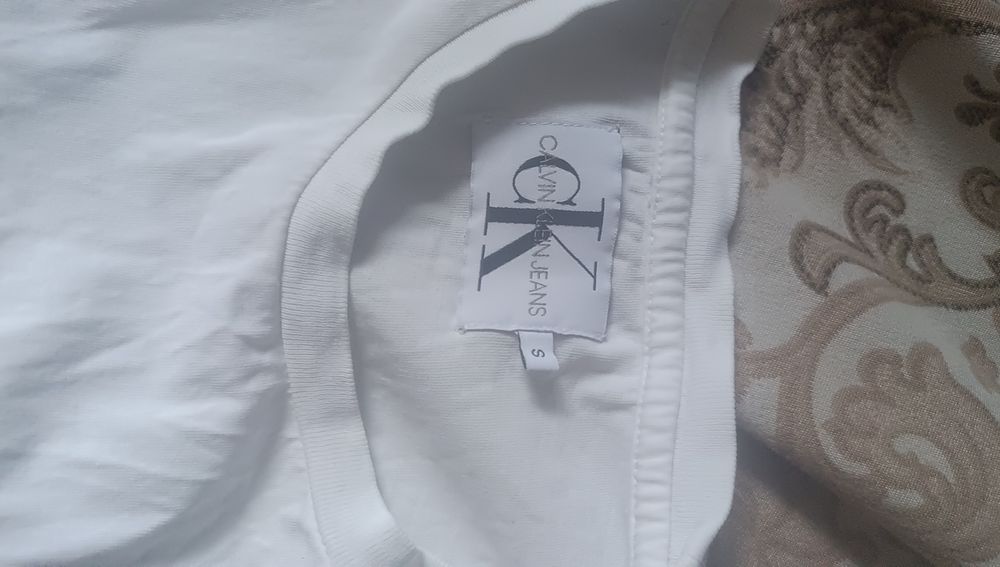 Tricou calvin klein și vesta berska rosie