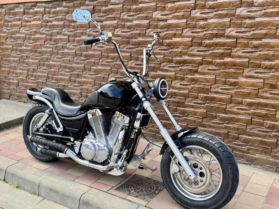 Suzuki Intruder VS 1400 custom