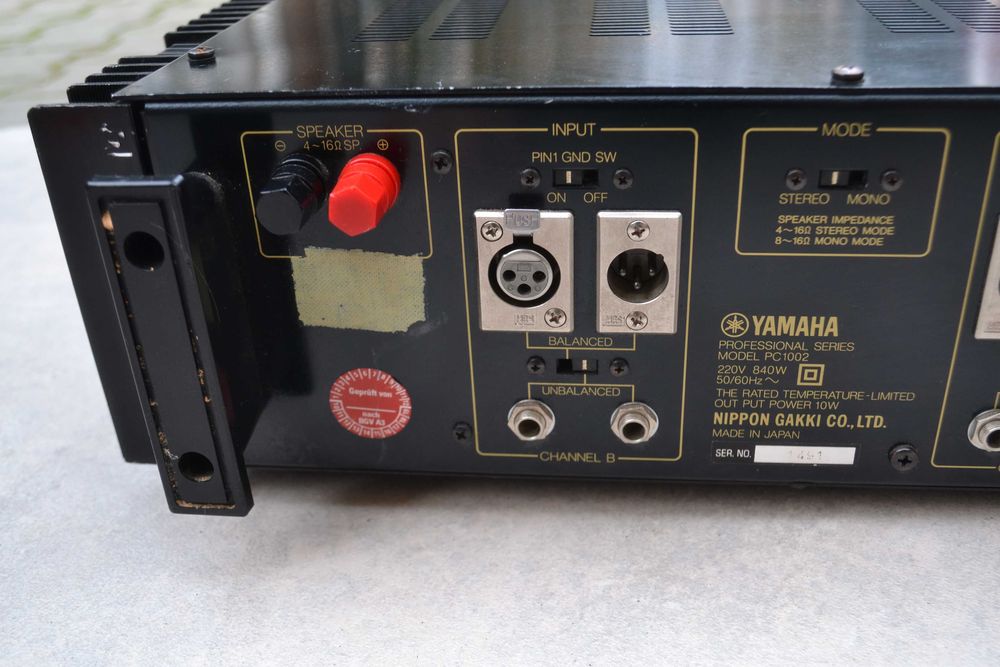 Amplificator Putere Yamaha PC 1002 Professional Series