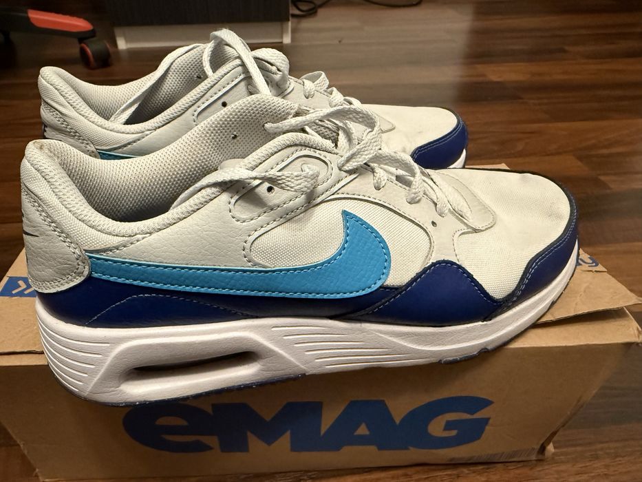 Adidasi barbati Nike Air Max SC