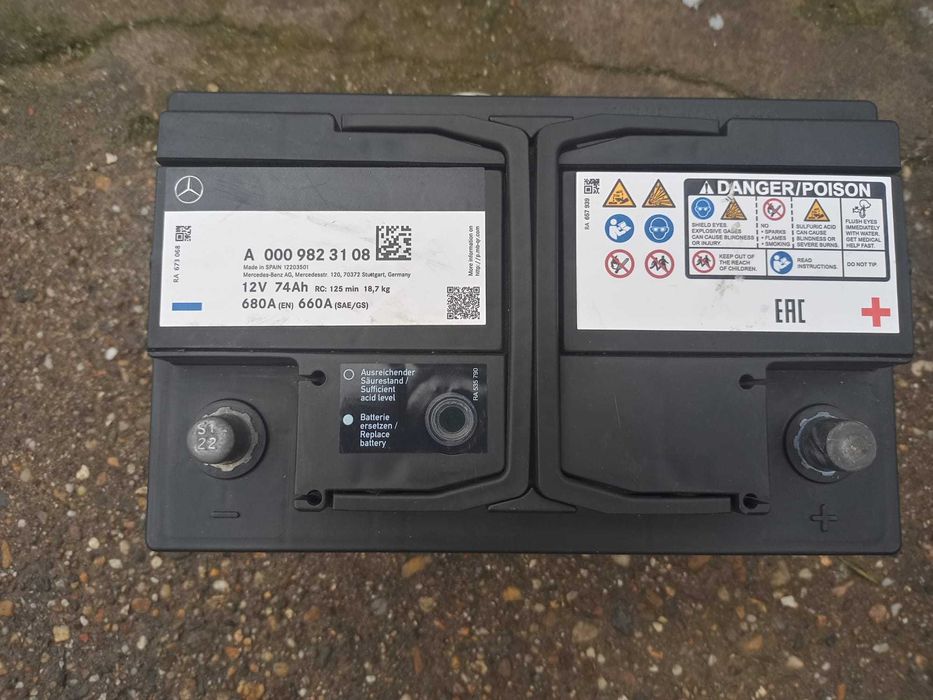 Baterie auto Varta Mercedes Benz 12V 74Ah 680 A an 2022