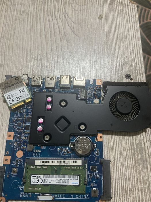 Продам запчасти на ноут