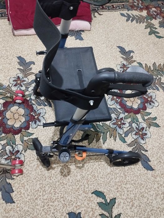 Ходунок для пожилых