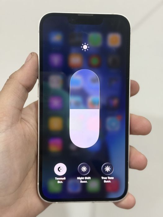 Продам iPhone 13