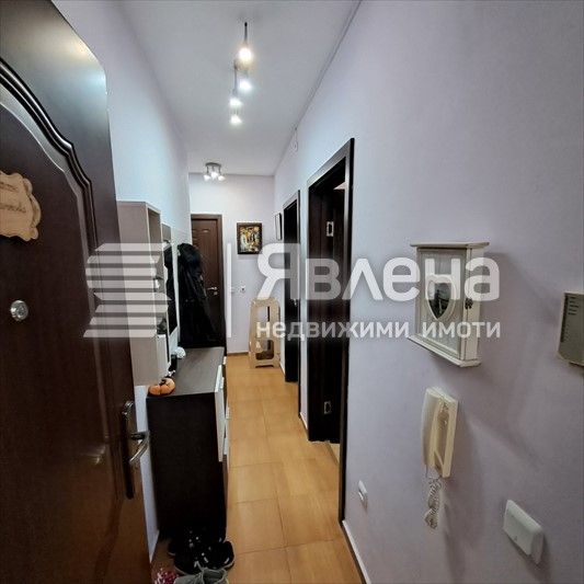 Продава се Тристаен апартамент в Варна, Колхозен пазар - 75 кв.м за 1946 €/кв.м - Снимка #6
