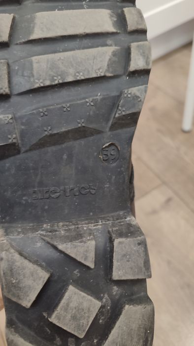 Продам Берцы зимние б/у