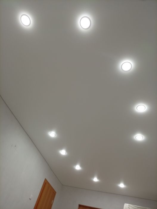 Натяжные потолки с гарантией