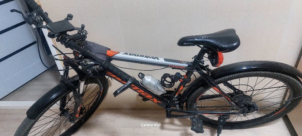 Velosiped yangi velomax srochnuga sotiladi