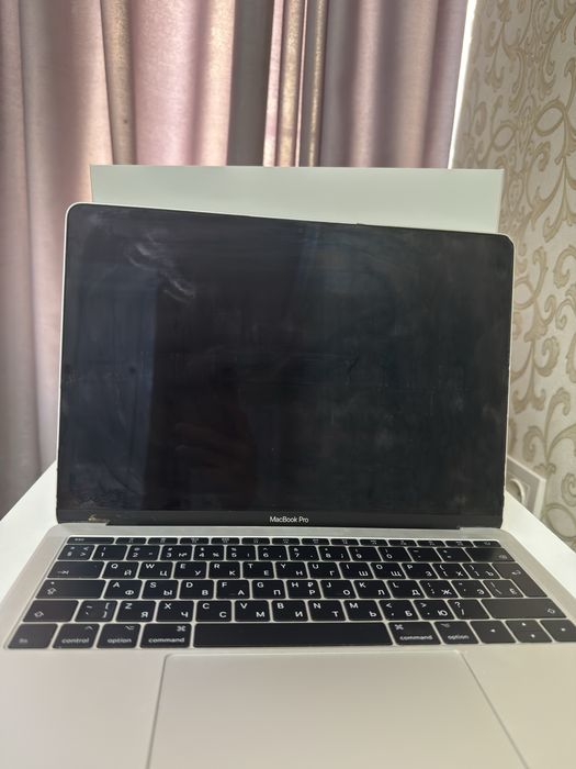 MacBook Pro 13 дюймов