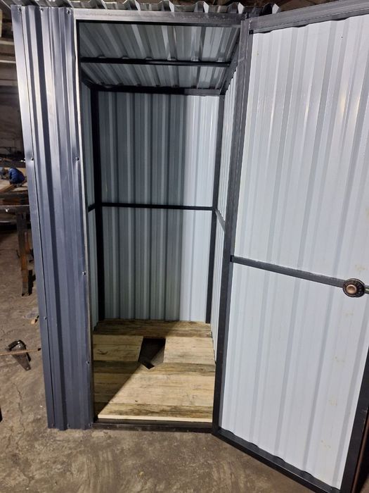 hojatxona ko'chma sotiladi