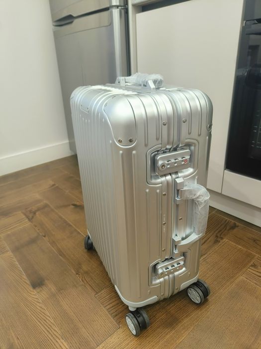 Чемодан - RIMOVA