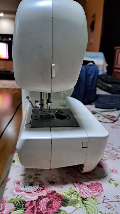 Швейная машинка Brother