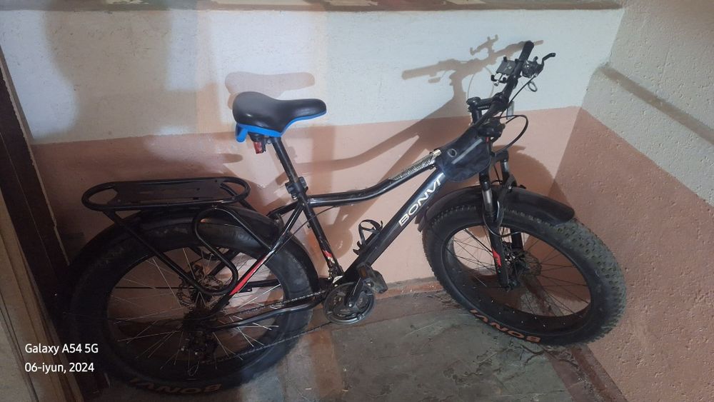 Bonvi velosaped shiroki balonli