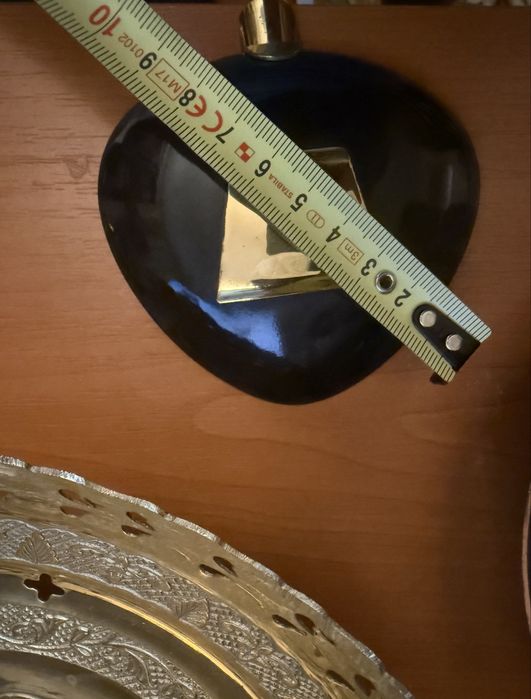 Бронзови чинии и фруктиера , свещници , купичка и пепелник