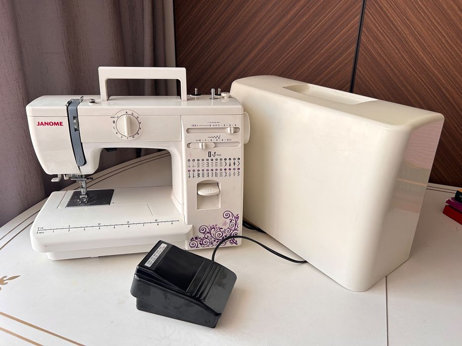 Швейная машина JANOME Q-23V