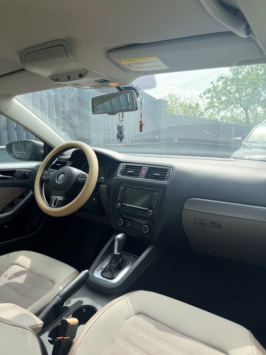 Vand VW Jetta 2011