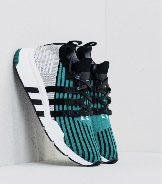 Superdry.New Balance.Adidas.La Sportiva-Premiata-Asics-Nike