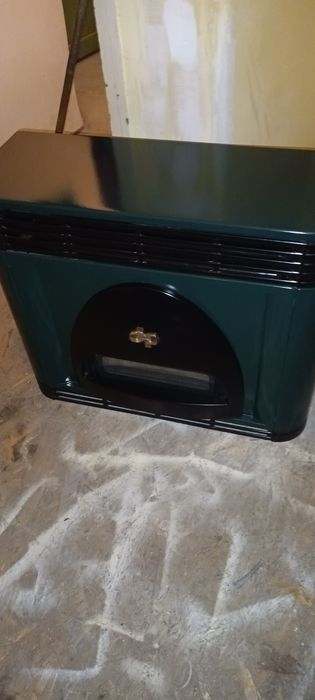 Convector Șimineu pe gaze Lampart LB 50 .6,8 kw cu Tiraj fortat ca nou.