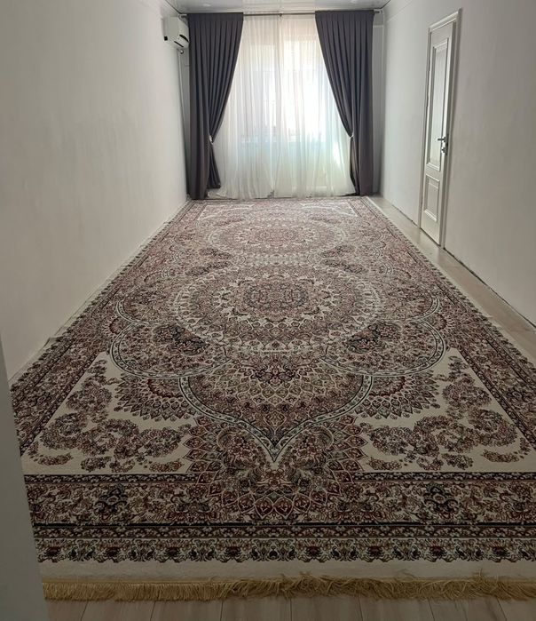Кілем сатылады жақсы күйде.