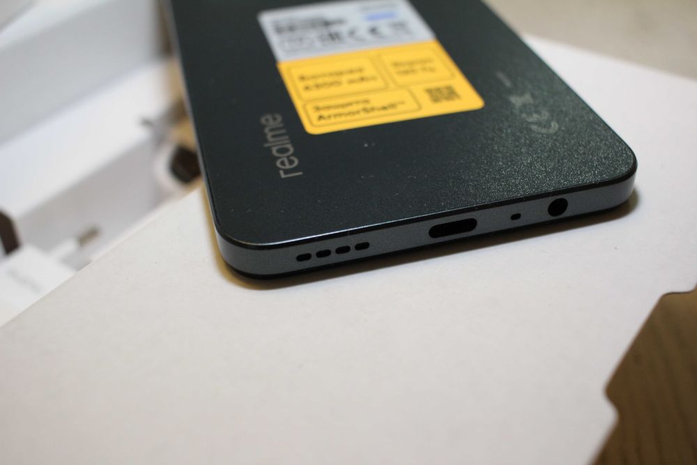 Смартфон realme P3 Lite. Новый.