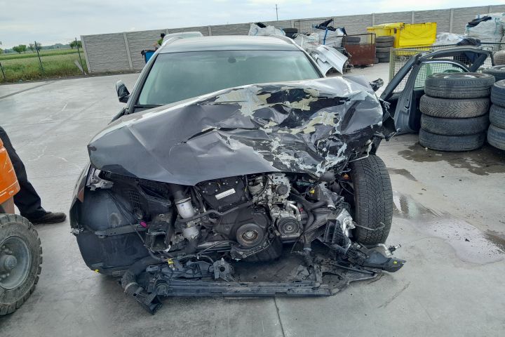 RAMPA INJECTOARE 06K133681A 06K133681A Audi A4 B8/8K (facelift)