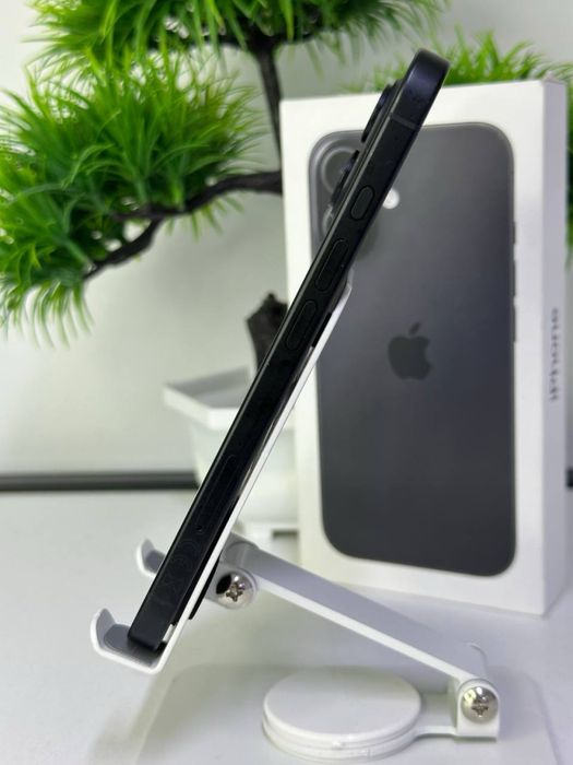 iPhone 16 128gb / Akb 100% / Цп 31 / ЕАС /