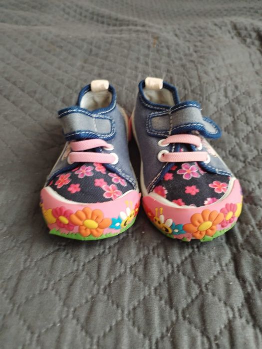 Детски пролетно гуменки