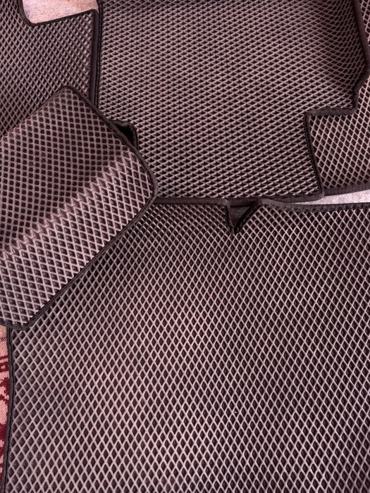 Продам коврики на дуксон