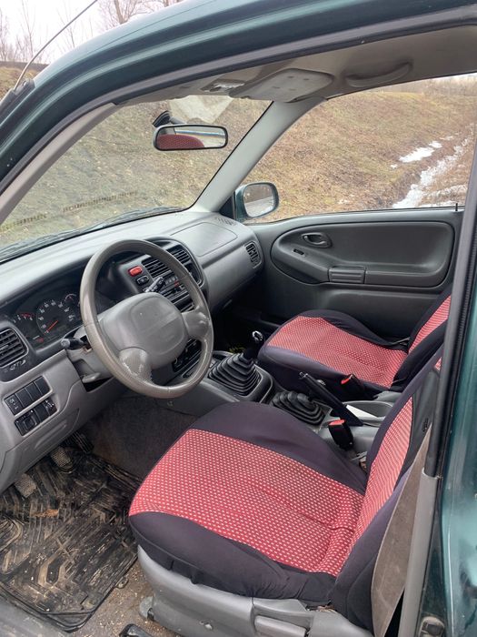 Vand sau schimb cu atv,Suzuki grand vitara,1,6 benzina 16v,4x4