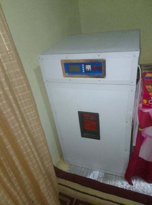 Инкубатор Жужа очадигон аппарат ишлатилмаган срочно сотилади нархини я
