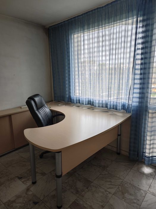 Голямо офис бюро