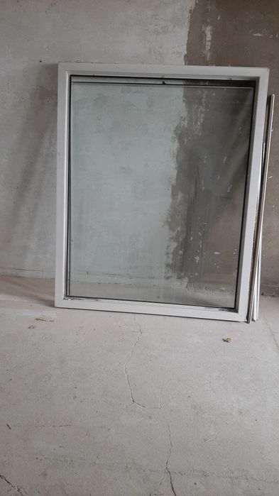 Продам окно пластиковое б/у