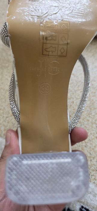 Обувь - босоножки