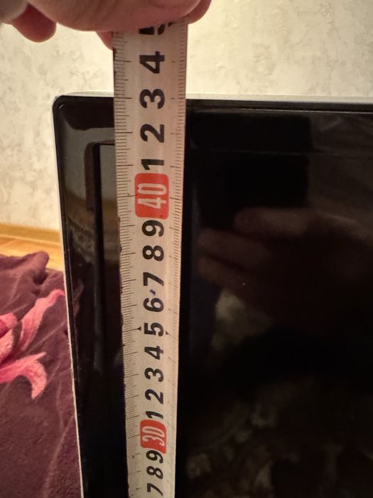 Телевизор Samsung в рабочем состоянии