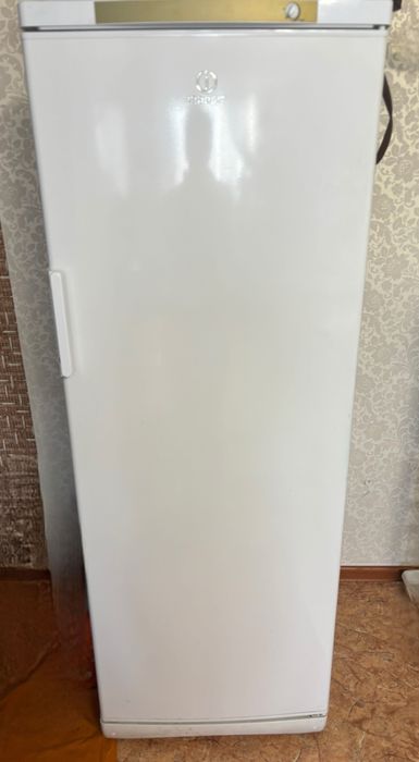 Морозильная камера indesit