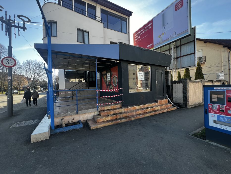 Spatiu comercial ultracentral cu terasa pe bulevard Arad