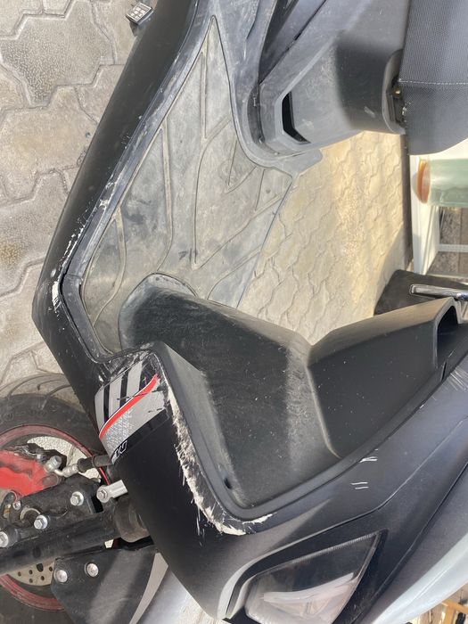 Срочно продам мопед скутер