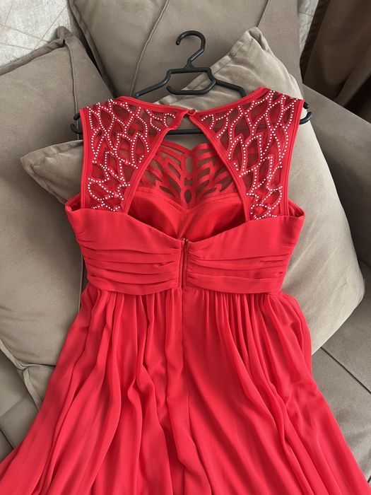 Дизайнерское вечернее платье