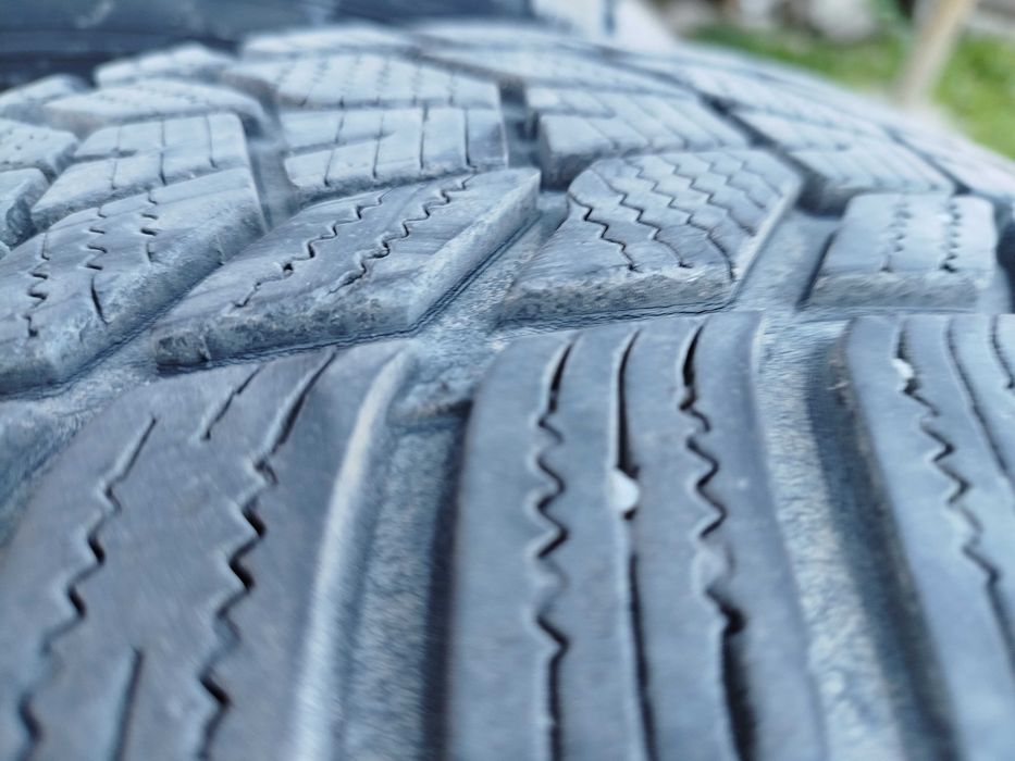Зимни гуми Yokohama 225/60 r17