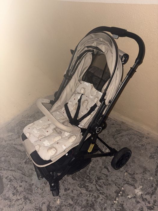 Коляска детская прогулочная