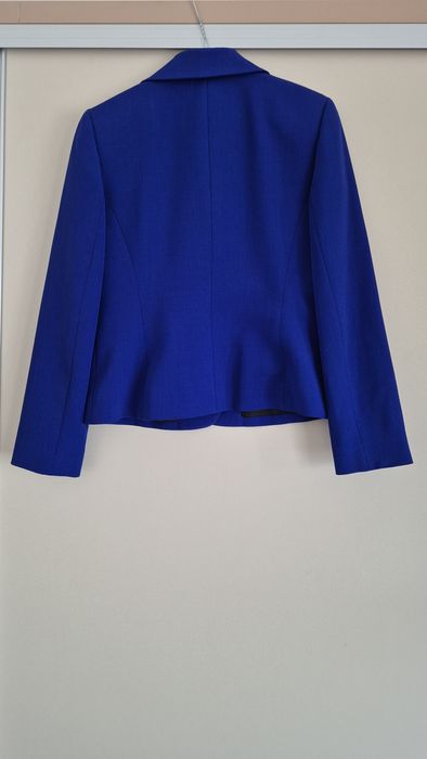Sacou albastru , in stare foarte buna
